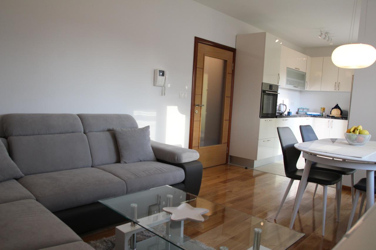 Apartment Mario Podstrana Exterior photo